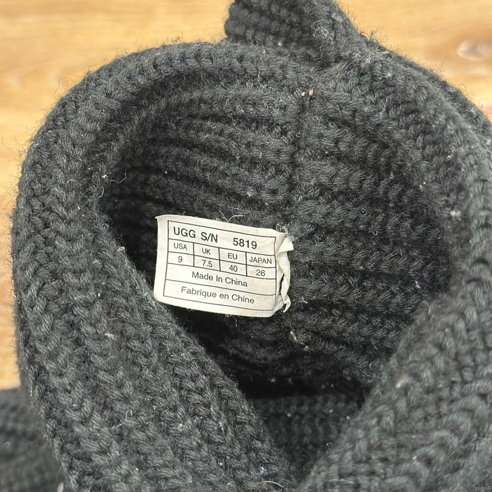 UGG Australia Black Classic Cardy Knit Boots - Size 9 - Picture 6 of 9